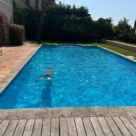 Portman Villa *