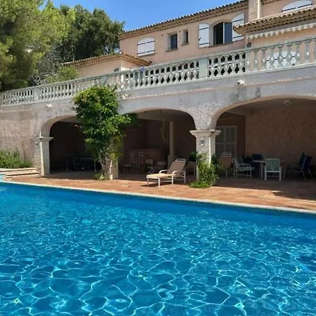 Portman Villa *